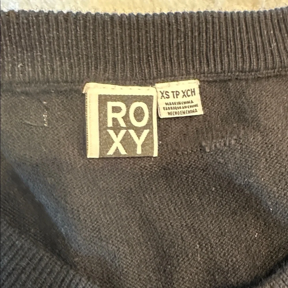 Nwt. Roxy sweater - Picture 7 of 8